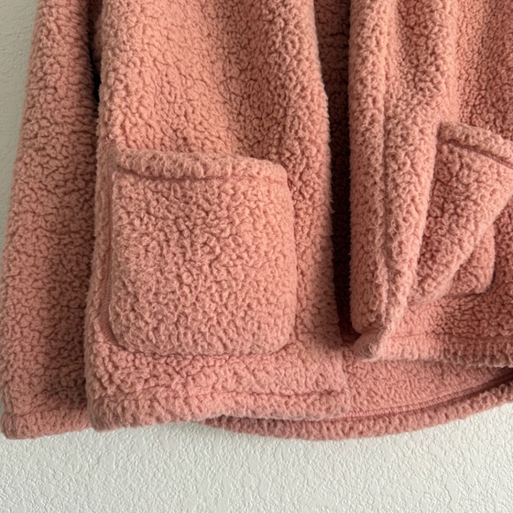 Pink Sherpa jacket - Picture 3 of 4